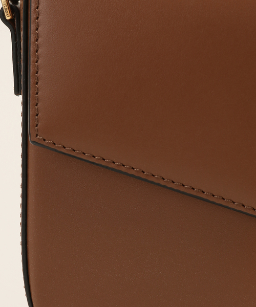 Spick & Span（スピックアンドスパン）の「《一部店舗+WEB限定》DEMELLIER / デメリエー Small Vancouver（ショルダーバッグ・レディース・キャメル/ブラック・FREE）」の22枚目の写真