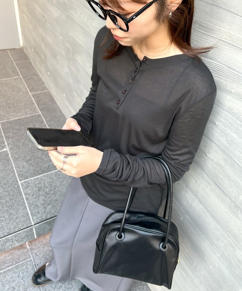 ABYS（アビス）の「【新色追加】シアーヘンリーネックロンT（Tシャツ/カットソー・レディース・ホワイト/チャコールグレー/ライトブルー/グレー・MEDIUM/LARGE）」の9枚目の写真