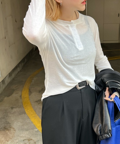 ABYS（アビス）の「【新色追加】シアーヘンリーネックロンT（Tシャツ/カットソー・レディース・ホワイト/チャコールグレー/ライトブルー/グレー・MEDIUM/LARGE）」の15枚目の写真