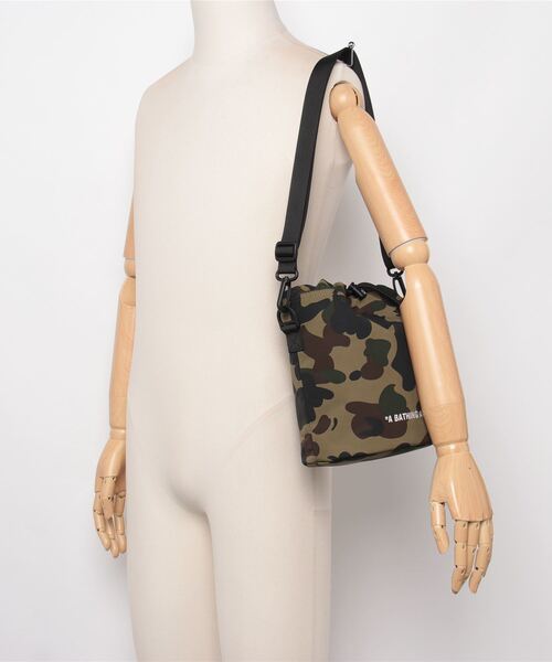 1ST CAMO DRAWSTRING BAG（ショルダーバッグ）｜A BATHING APE