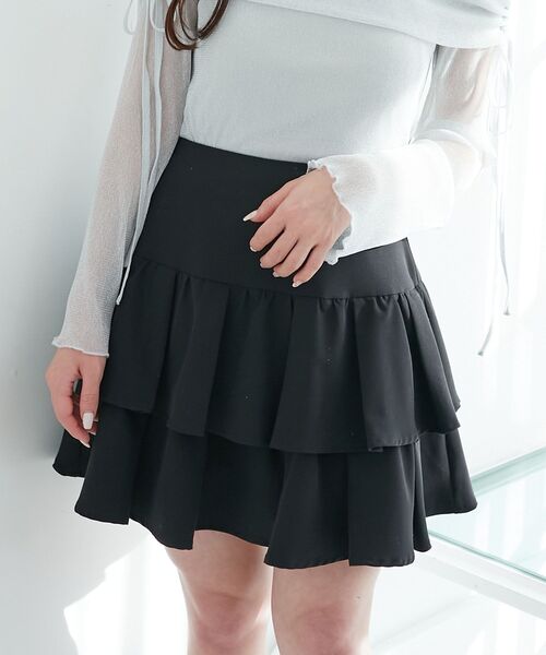 MAJESTIC LEGON(マジェスティックレゴン)の「アソートティアードミニスカパン(スカート・レディース・アイボリー/ブラック/ホワイト系その他/グレー/チャコールグレー/キャメル・MEDIUM)」の3枚目の写真