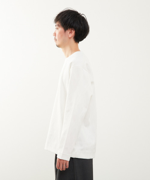 MEN'S MELROSE(メンズメルローズ)の「バイアスジャガードクルーネックロングスリーブTシャツ(Tシャツ/カットソー・メンズ・ホワイト/ブラック/グレー・2/3/4)」の21枚目の写真