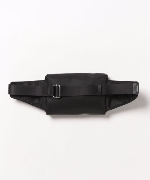 マルジェラ　ブラックナイロンウエストバッグ NYLON POCKETS BELT BAG（ボディバッグ/ウエストポーチ）｜MM6