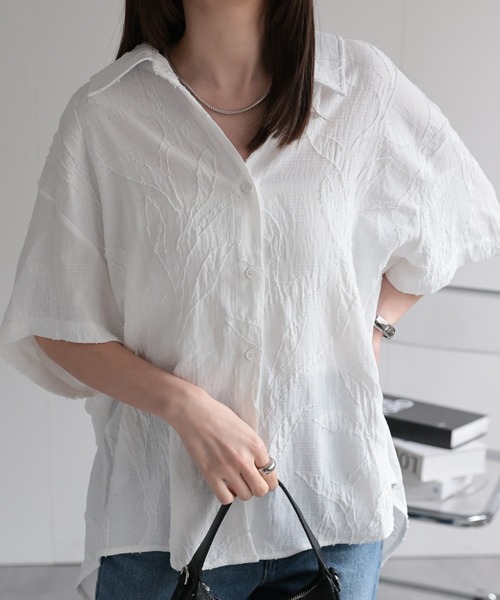 セール】〈ユニセックス商品〉リーフ柄半袖シャツ/前後差ヘム