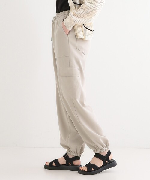 Cutie Blonde（キューティーブロンド）の「【洗える/S-LL】やわらかジョガーカーゴパンツ（その他パンツ・レディース・ナチュラル/ブラック・01/02/03/04）」の8枚目の写真