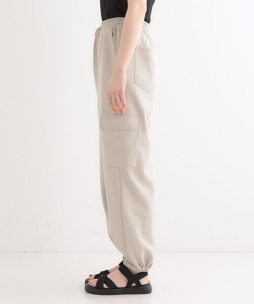 Cutie Blonde（キューティーブロンド）の「【洗える/S-LL】やわらかジョガーカーゴパンツ（その他パンツ・レディース・ナチュラル/ブラック・01/02/03/04）」の12枚目の写真