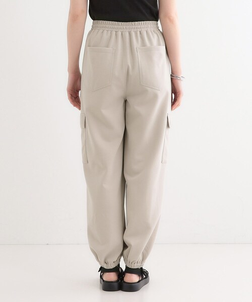 Cutie Blonde（キューティーブロンド）の「【洗える/S-LL】やわらかジョガーカーゴパンツ（その他パンツ・レディース・ナチュラル/ブラック・01/02/03/04）」の13枚目の写真