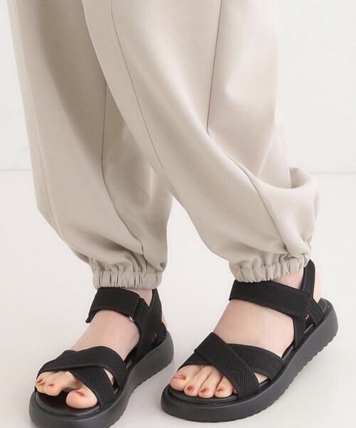 Cutie Blonde（キューティーブロンド）の「【洗える/S-LL】やわらかジョガーカーゴパンツ（その他パンツ・レディース・ナチュラル/ブラック・01/02/03/04）」の18枚目の写真