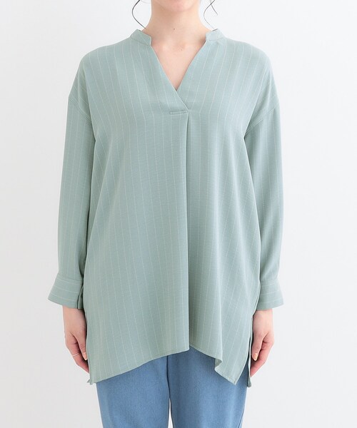 SHOO・LA・RUE（シューラルー）の「【洗える/S-LL】さらさらタッチが心地よい ゆったりチュニック（チュニック・レディース・グリーン系/ナチュラル/ネイビー・01/02/03/04）」の16枚目の写真