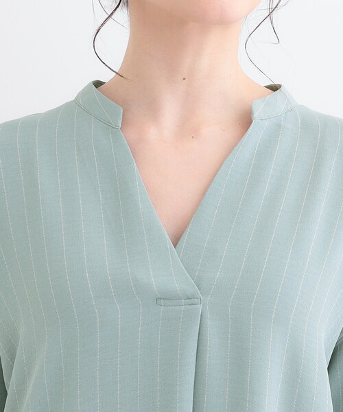 SHOO・LA・RUE（シューラルー）の「【洗える/S-LL】さらさらタッチが心地よい ゆったりチュニック（チュニック・レディース・グリーン系/ナチュラル/ネイビー・01/02/03/04）」の19枚目の写真