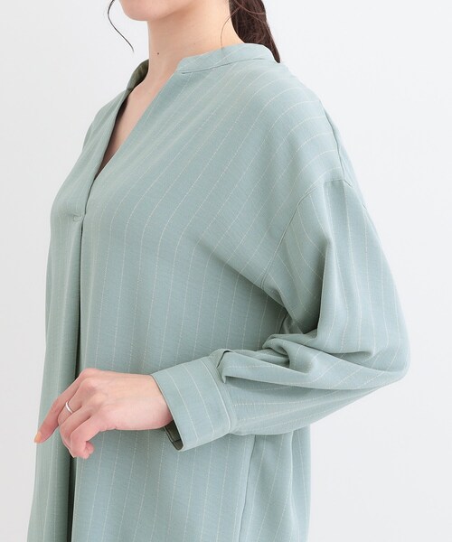 SHOO・LA・RUE（シューラルー）の「【洗える/S-LL】さらさらタッチが心地よい ゆったりチュニック（チュニック・レディース・グリーン系/ナチュラル/ネイビー・01/02/03/04）」の20枚目の写真