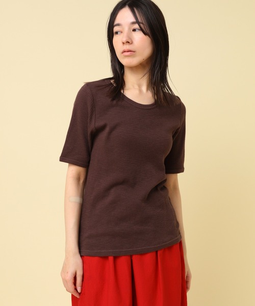 RNA-N(アールエヌエーエヌ)の「M2439 ヴィンテージスラブリブT(Tシャツ/カットソー・レディース・ブラウン/キナリ/ブラック/グレー・FREE)」の9枚目の写真