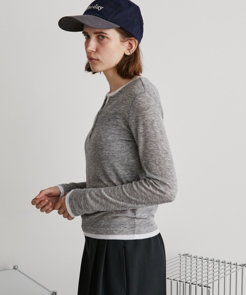 Auntie Rosa Holiday(アンティローザホリデー)の「シアーフライス配色ヘンリープルオーバー(Tシャツ/カットソー・レディース・ブラウン/ブラック/グレー・FREE)」の13枚目の写真
