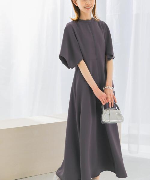 URBAN RESEARCH ROSSO WOMEN(アーバンリサーチ ロッソ)の「フレアスリーブステッチデザインワンピース(ワンピース・レディース・チャコールグレー/ネイビー/モカ・FREE)」の2枚目の写真