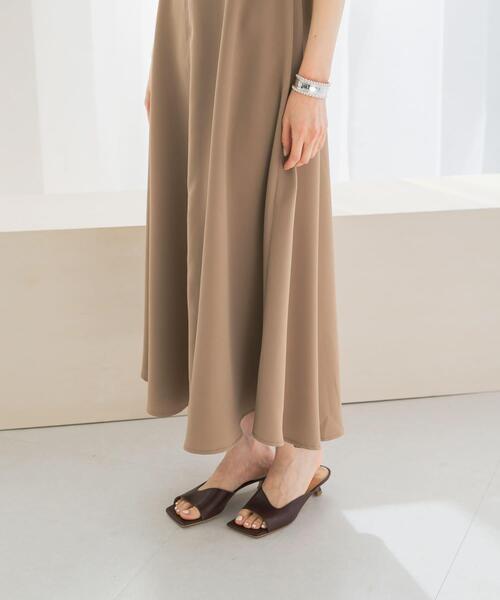 URBAN RESEARCH ROSSO WOMEN(アーバンリサーチ ロッソ)の「フレアスリーブステッチデザインワンピース(ワンピース・レディース・チャコールグレー/ネイビー/モカ・FREE)」の10枚目の写真