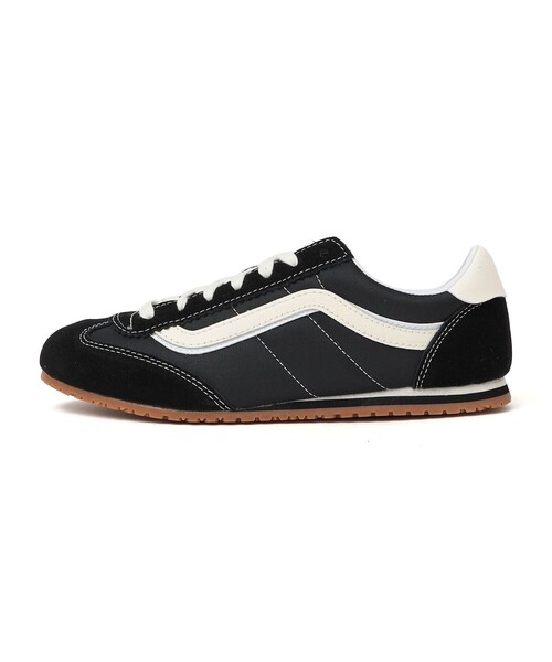 韓国で大人気!【VANS】Super Low Pro/男女共用 VANS Super Lowpro Womens Shoes - BLK/WHT | Tillys