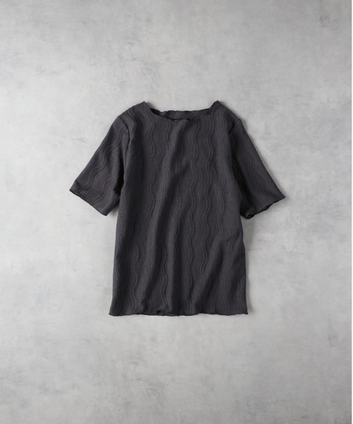 Right-on(ライトオン)の「HONEYSUCKLE ROSE(ハニーサックルローズ)【レディース】ウェーブジャカード半袖Tシャツ(その他トップス・レディース・ダークグレー/ピンク/オフホワイト・L/M)」の2枚目の写真