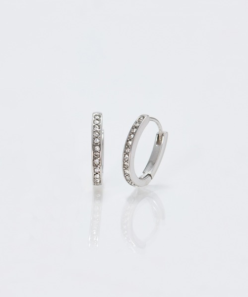 Phoebe（フィービィー）の「【金属アレルギー対応】ワンタッチライナーオーバルビジューフープピアス（ピアス（両耳用）・レディース・イエローゴールド/シルバー・FREE）」の16枚目の写真