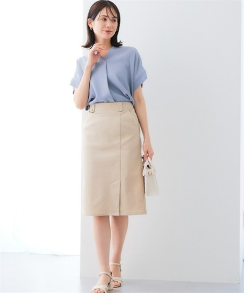 7days Life Styling(セブンデイズライフスタイリング)の「美極とろみ素材 半袖スキッパーブラウス(シャツ/ブラウス・レディース・グレー/チャコール/グレイッシュベージュ/オフホワイト・S/M/L/LL)」の13枚目の写真