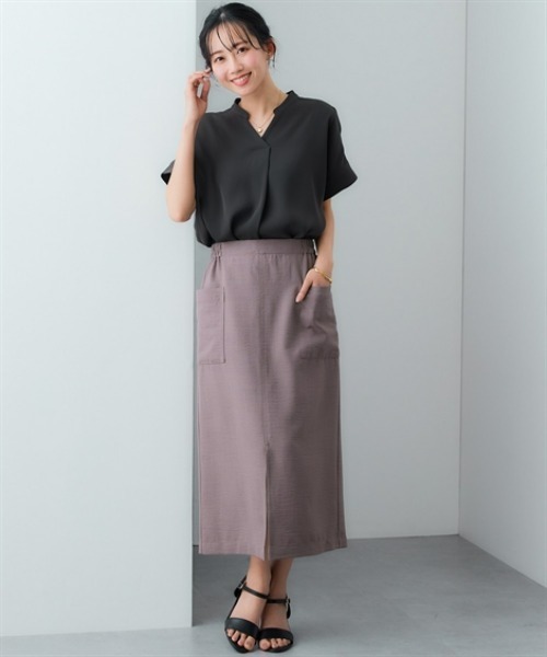 7days Life Styling(セブンデイズライフスタイリング)の「美極とろみ素材 半袖スキッパーブラウス(シャツ/ブラウス・レディース・グレー/チャコール/グレイッシュベージュ/オフホワイト・S/M/L/LL)」の14枚目の写真
