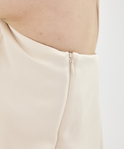 STUDIOUS（ステュディオス）の「【STUDIOUS/ステュディオス】Stretch Satin Camisole/ストレッチサテンキャミソール（キャミソール・レディース・ブラック/ライトベージュ/ワイン・FREE）」の14枚目の写真