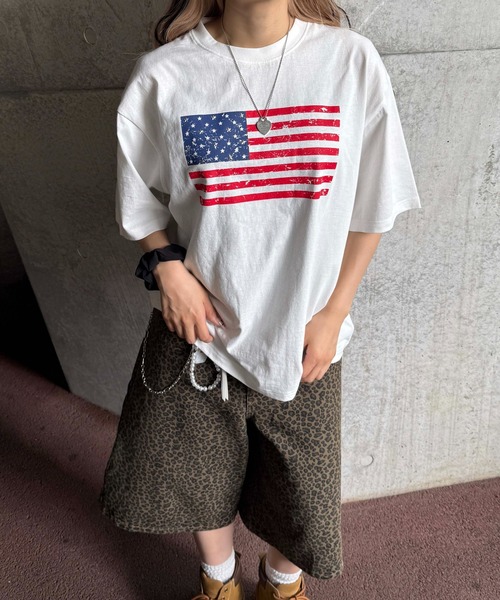 sedacle（セダクル）の「スタッズ付きフラッグTシャツ（Tシャツ/カットソー・レディース・チャコールグレー/オフホワイト/ライトブルー・SMALL/MEDIUM/LARGE）」の10枚目の写真