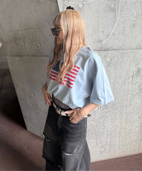 sedacle（セダクル）の「スタッズ付きフラッグTシャツ（Tシャツ/カットソー・レディース・チャコールグレー/オフホワイト/ライトブルー・SMALL/MEDIUM/LARGE）」の16枚目の写真