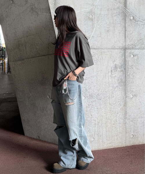 sedacle（セダクル）の「スタッズ付きフラッグTシャツ（Tシャツ/カットソー・レディース・チャコールグレー/オフホワイト/ライトブルー・SMALL/MEDIUM/LARGE）」の19枚目の写真