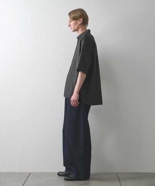 STUDIOUS（ステュディオス）の「【STUDIOUS】URBAN DYE RELAX SHIRTS S.S（シャツ/ブラウス・メンズ・ブラック/ダークブルー・1/2）」の20枚目の写真