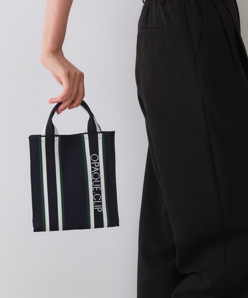 OPAQUE.CLIP(オペークドットクリップ)の「【2WAY】ラインハンドルスクエアニットミニショルダーバッグ(ショルダーバッグ・レディース・ベージュ/ネイビー/ブラック・00)」の3枚目の写真