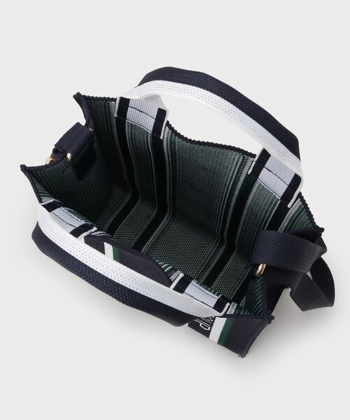 OPAQUE.CLIP(オペークドットクリップ)の「【2WAY】ラインハンドルスクエアニットミニショルダーバッグ(ショルダーバッグ・レディース・ベージュ/ネイビー/ブラック・00)」の17枚目の写真