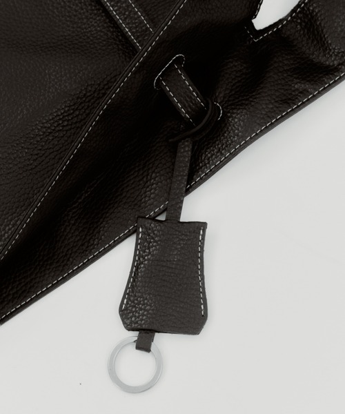 beautiful people（ビューティフルピープル）の「【beautiful people/ビューティフルピープル】large market bag in shrink leather/ラージマーケットバッグインシュリンクレザー（ハンドバッグ・レディース・ブラック・FREE）」の13枚目の写真