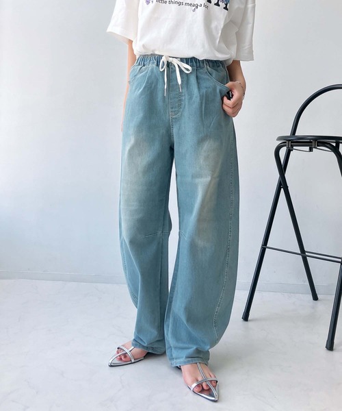 AS KNOW AS plus(アズノゥアズプラス)の「●ひんやり冷感 マルチメリット カーブシルエットイージーパンツ(デニムパンツ・レディース・ブルー/ブラック/サックスブルー/サックスブルー系/ブラウン系/ブルー系/ブラック系/ホワイト系その他/ブラック系1/ブルー系1/ブラック系その他/ネイビー系/その他/その他1・FREE)」の7枚目の写真