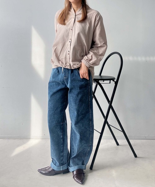AS KNOW AS plus(アズノゥアズプラス)の「●ひんやり冷感 マルチメリット カーブシルエットイージーパンツ(デニムパンツ・レディース・ブルー/ブラック/サックスブルー/サックスブルー系/ブラウン系/ブルー系/ブラック系/ホワイト系その他/ブラック系1/ブルー系1/ブラック系その他/ネイビー系/その他/その他1・FREE)」の22枚目の写真