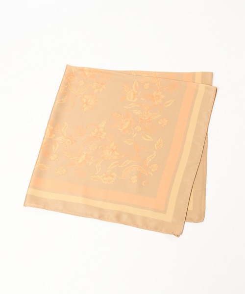 Andemiu（アンデミュウ）の「【オリジナル柄】エスニックフラワースカーフ582168（バンダナ/スカーフ・レディース・ブラウン/アイボリー/オレンジ/ネイビー/グレー・FREE）」の15枚目の写真