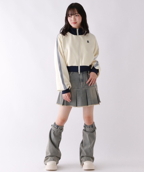 repipi armario（レピピ アルマリオ）の「ショートトラックジャケット（ジャージ・キッズ・ブラック/アイボリー/ブラウン/ネイビー・SMALL/MEDIUM/LARGE）」の5枚目の写真