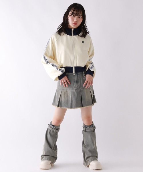 repipi armario（レピピ アルマリオ）の「ショートトラックジャケット（ジャージ・キッズ・ブラック/アイボリー/ブラウン/ネイビー・SMALL/MEDIUM/LARGE）」の6枚目の写真