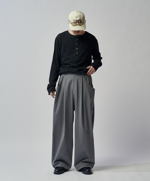 Lui's(ルイス)の「ファインTRイージーカーブパンツ(スラックス・メンズ・ブラック系その他/グレー/ブラック・S/M)」の17枚目の写真