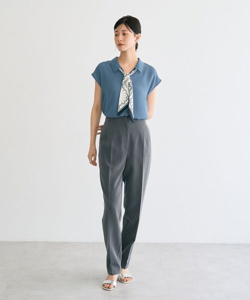 YECCA VECCA（イェッカヴェッカ）の「スタイルアップテーパードパンツ（その他パンツ・レディース・ピンクベージュ/グレー/ネイビー・S/M）」の6枚目の写真