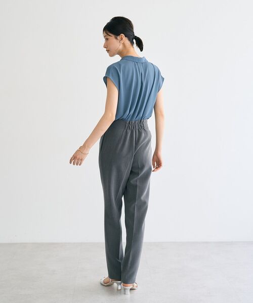 YECCA VECCA（イェッカヴェッカ）の「スタイルアップテーパードパンツ（その他パンツ・レディース・ピンクベージュ/グレー/ネイビー・S/M）」の9枚目の写真