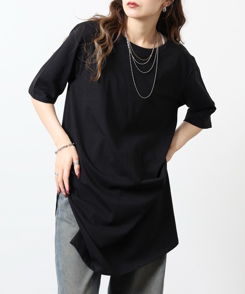 atONE（アットワン）の「５分袖サイドスリットロングTシャツ（Tシャツ/カットソー・レディース・カーキ/オフホワイト/ブラック/モカ/グレイッシュベージュ・F）」の3枚目の写真