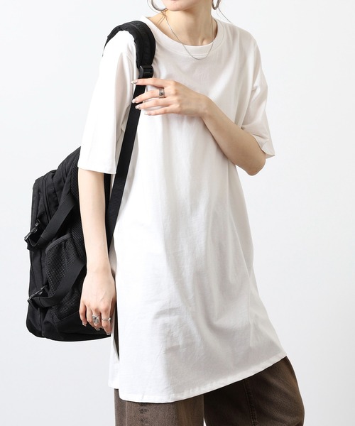 atONE（アットワン）の「５分袖サイドスリットロングTシャツ（Tシャツ/カットソー・レディース・カーキ/オフホワイト/ブラック/モカ/グレイッシュベージュ・F）」の8枚目の写真