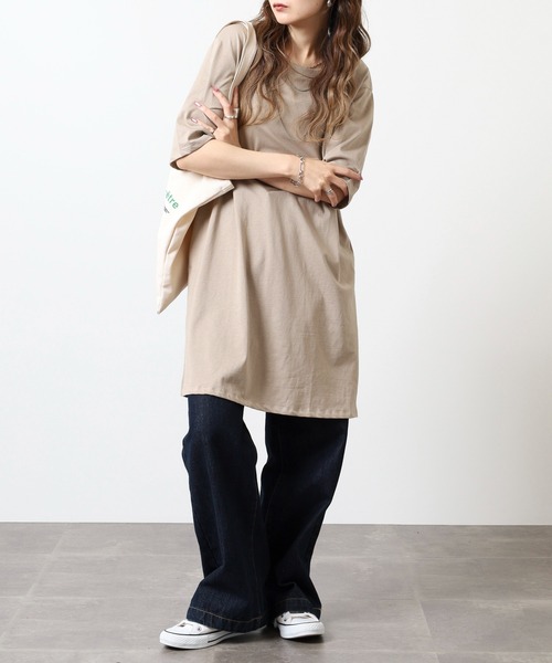 atONE（アットワン）の「５分袖サイドスリットロングTシャツ（Tシャツ/カットソー・レディース・カーキ/オフホワイト/ブラック/モカ/グレイッシュベージュ・F）」の22枚目の写真