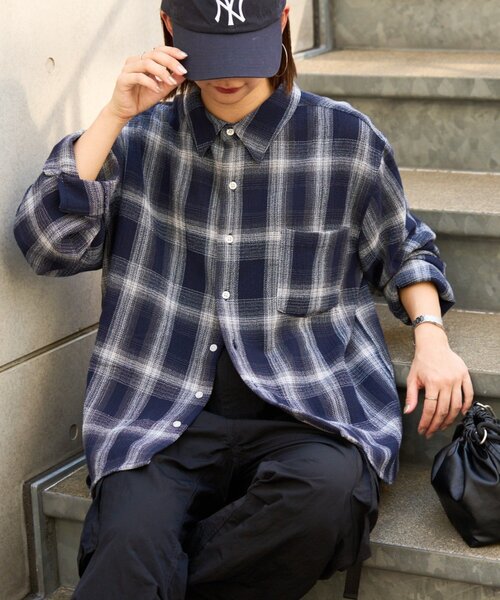 CIAOPANIC TYPY(チャオパニックティピー)の「【ユニセックス】カラミオリオンブレチェックシャツ(シャツ/ブラウス・メンズ・ブルー/ホワイト/ネイビー・MEDIUM/LARGE)」の1枚目の写真