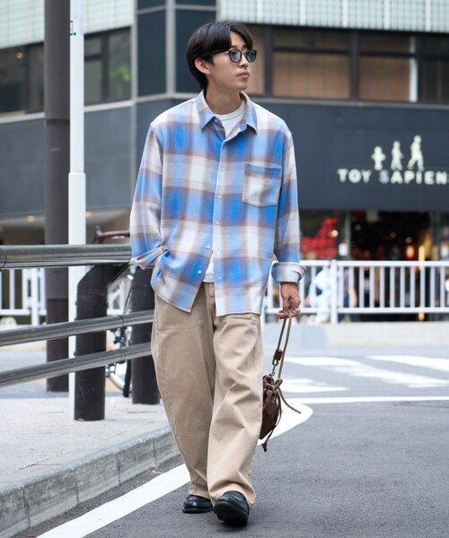 CIAOPANIC TYPY(チャオパニックティピー)の「【ユニセックス】カラミオリオンブレチェックシャツ(シャツ/ブラウス・メンズ・ブルー/ホワイト/ネイビー・MEDIUM/LARGE)」の6枚目の写真