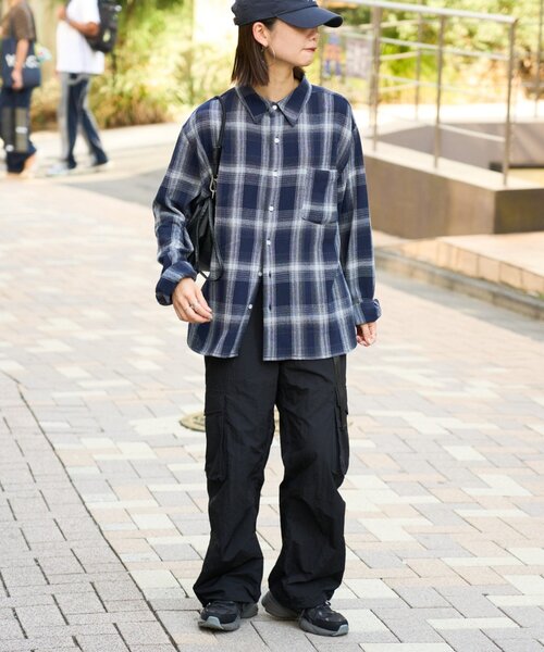 CIAOPANIC TYPY(チャオパニックティピー)の「【ユニセックス】カラミオリオンブレチェックシャツ(シャツ/ブラウス・メンズ・ブルー/ホワイト/ネイビー・MEDIUM/LARGE)」の21枚目の写真