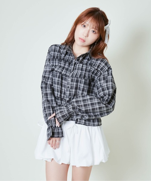 GORGE(ゴージ)の「《ギャザー×クロップド丈》レディース チェックシャツ フリル 長袖 春秋冬(シャツ/ブラウス・レディース・ブラック/レッド/ブラウン・F)」の10枚目の写真