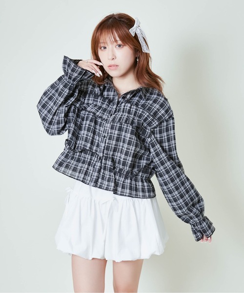 GORGE(ゴージ)の「《ギャザー×クロップド丈》レディース チェックシャツ フリル 長袖 春秋冬(シャツ/ブラウス・レディース・ブラック/レッド/ブラウン・F)」の11枚目の写真