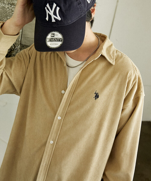 U.S. POLO ASSN.(ユーエスポロアッスン)の「別注U.S. POLO ASSN./ユーエスポロアッスン/ ワンポイント刺繍コーデュロイシャツ/オーバーサイズ(限定展開)(シャツ/ブラウス・メンズ・チャコールグレー/ブラック/ブラウン/ベージュ/ネイビー・SMALL/MEDIUM/LARGE)」の1枚目の写真