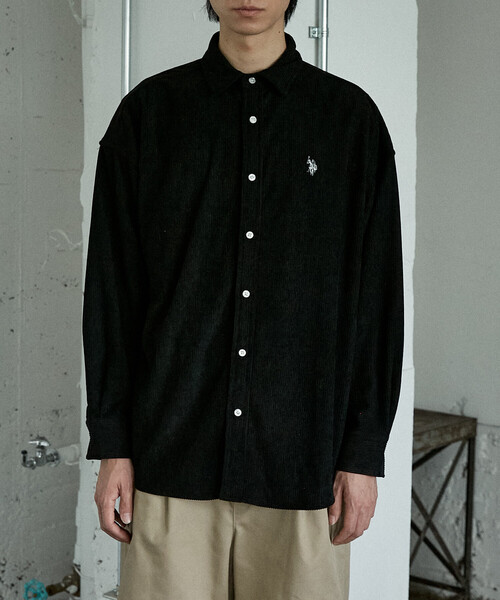U.S. POLO ASSN.(ユーエスポロアッスン)の「別注U.S. POLO ASSN./ユーエスポロアッスン/ ワンポイント刺繍コーデュロイシャツ/オーバーサイズ(限定展開)(シャツ/ブラウス・メンズ・チャコールグレー/ブラック/ブラウン/ベージュ/ネイビー・SMALL/MEDIUM/LARGE)」の22枚目の写真